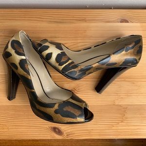 Linea Paulo 4-in. Peep-toe Heels Women’s Size 6.5